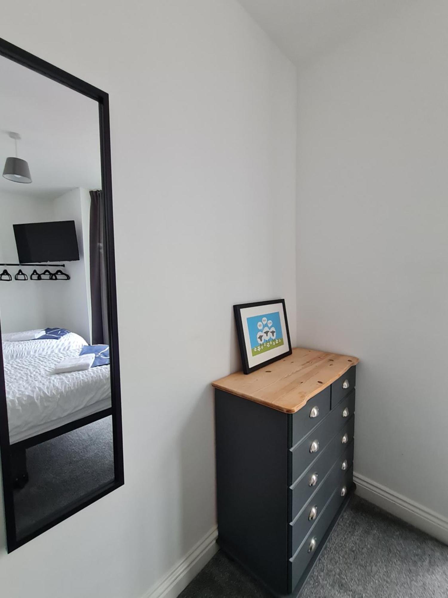 Yorkshire Rose - 2 Bed Apartment Sleeps 6 Scarborough Ngoại thất bức ảnh